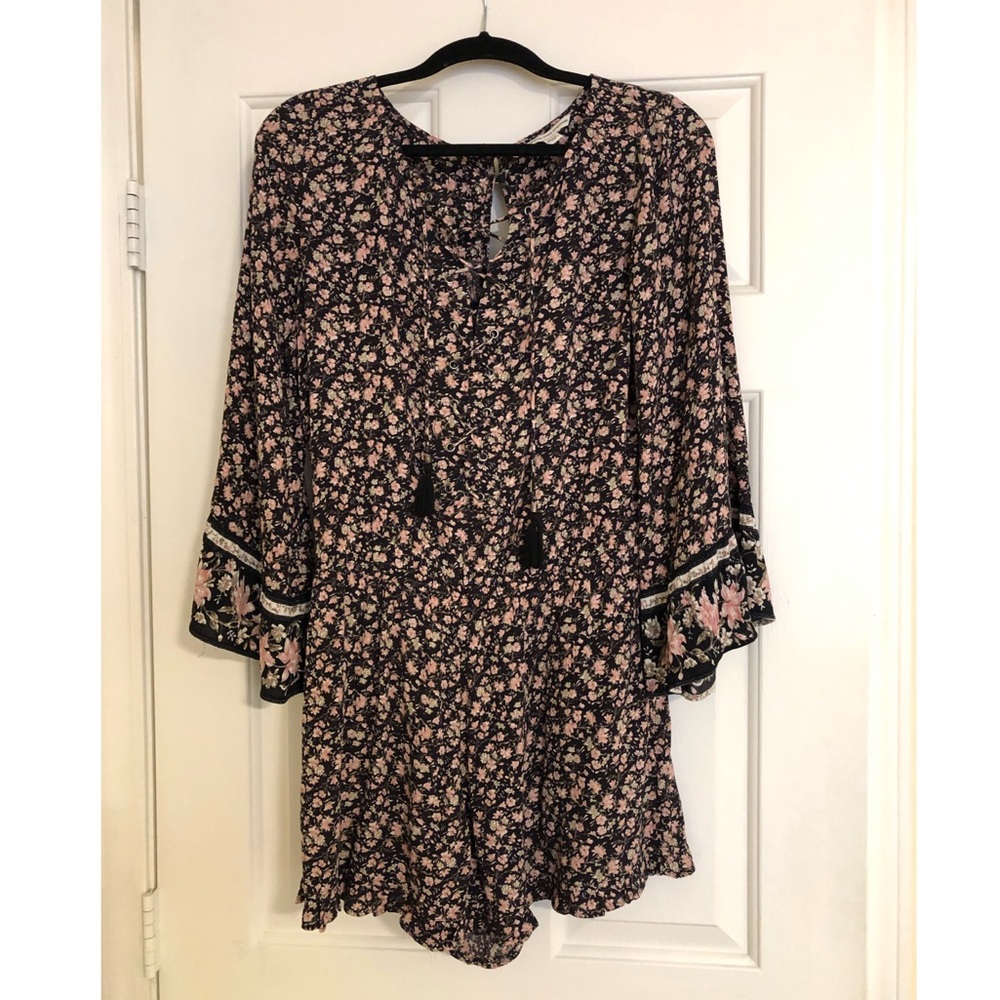 American Eagle floral romper